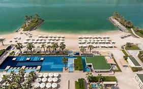 Fairmont Bab Al Bahr 5*